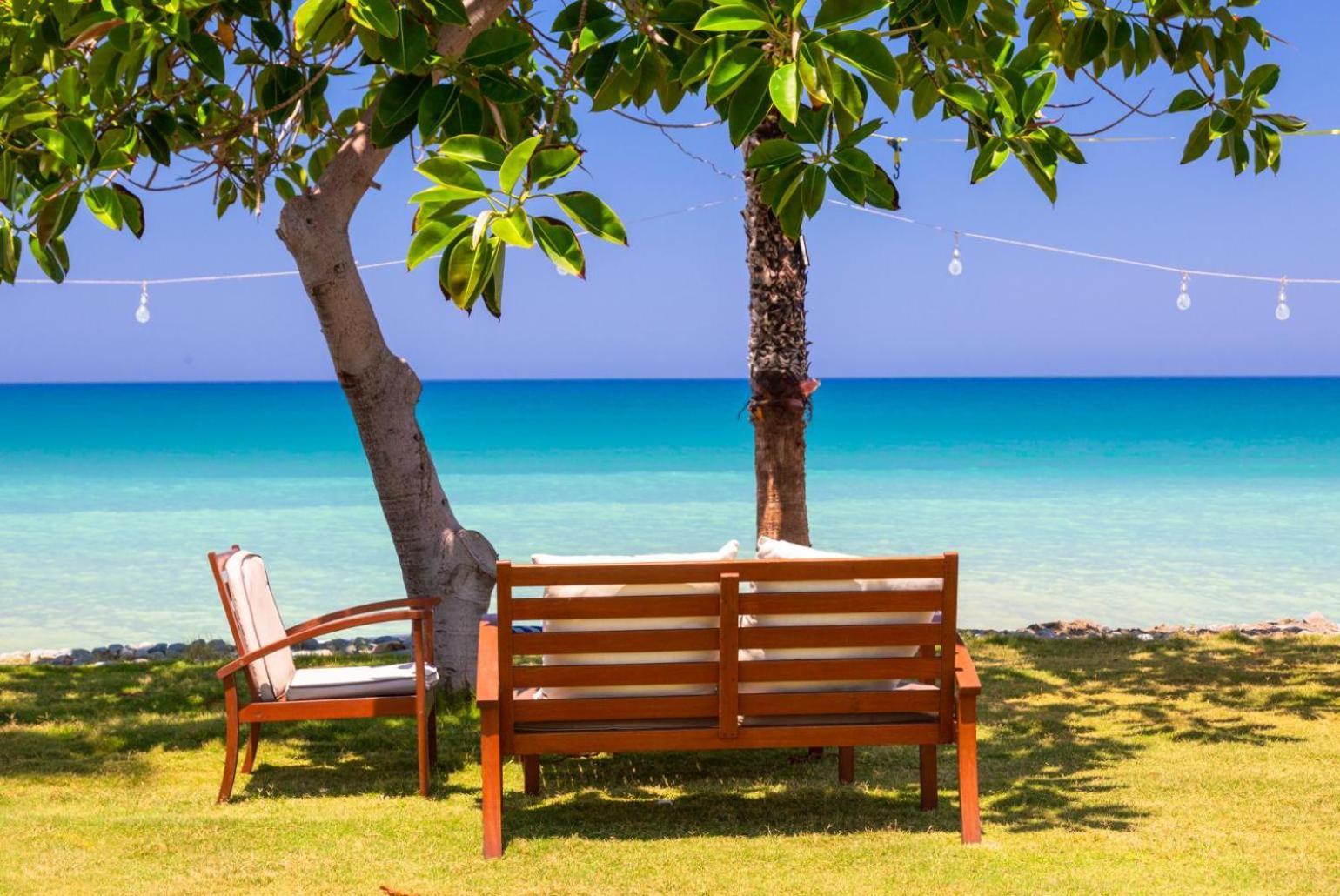 Sun Beach Villa Полис Екстериор снимка